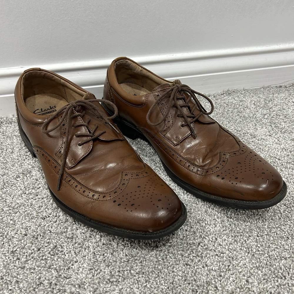 Clarks Collection Men's Size 10.5 Brown Leather Wingtip Oxford Dress Shoes